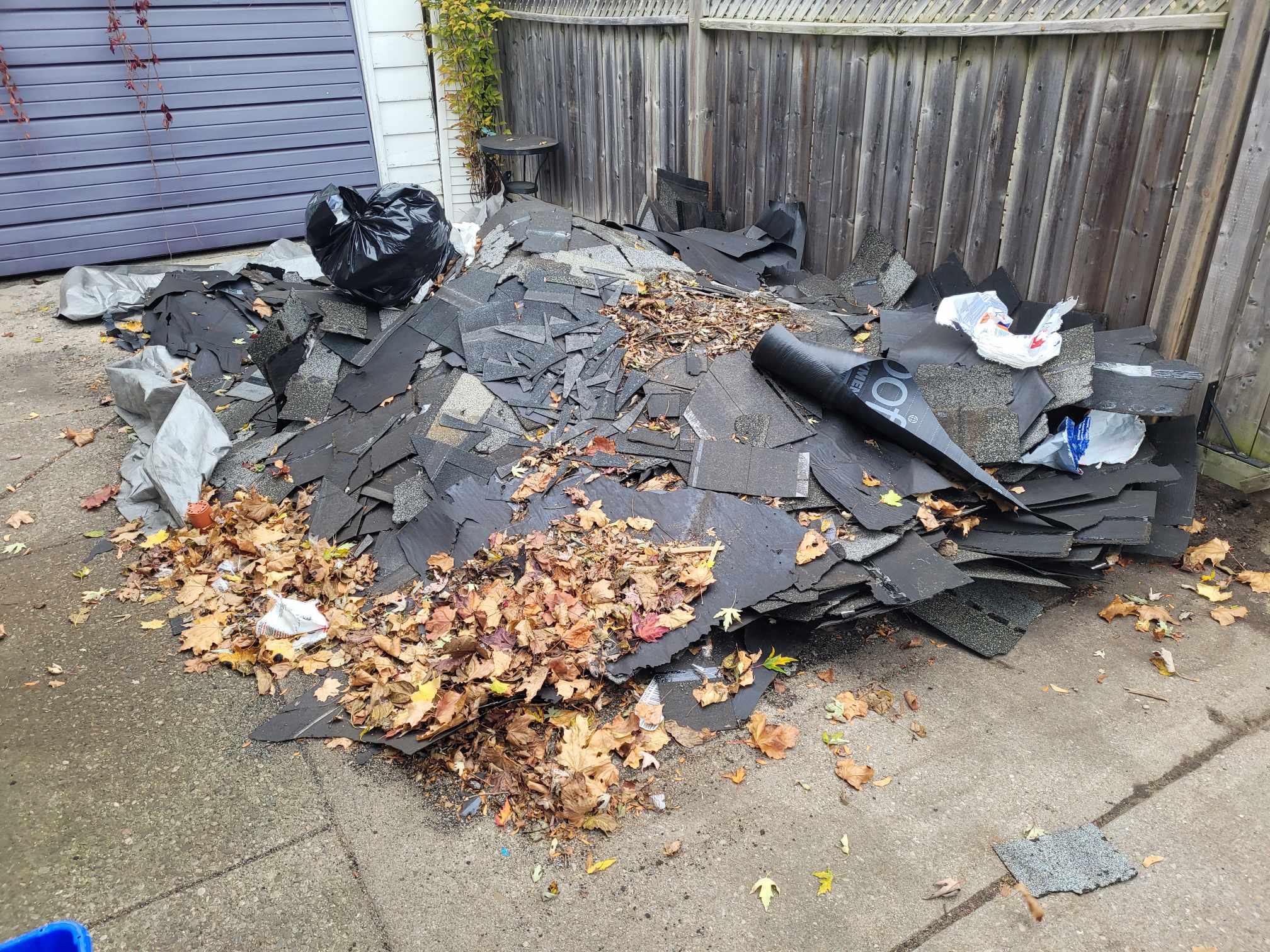 Yard cleanup service